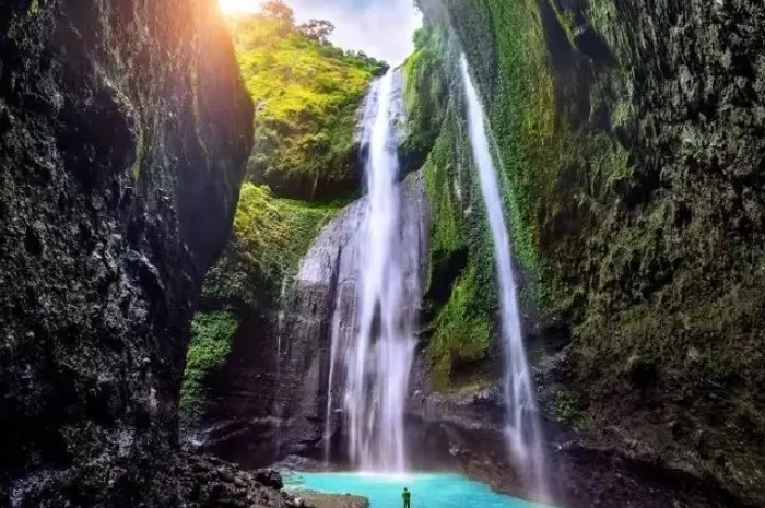 Air Terjun Madakaripura: Permata Tersembunyi di Probolinggo yang Menawan Hati